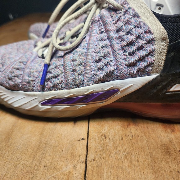 LeBron Witness 6 Kids Basketball Shoes Sneakers Coconut Milk Polarized Blue 4.5 - Picture 4 of 11